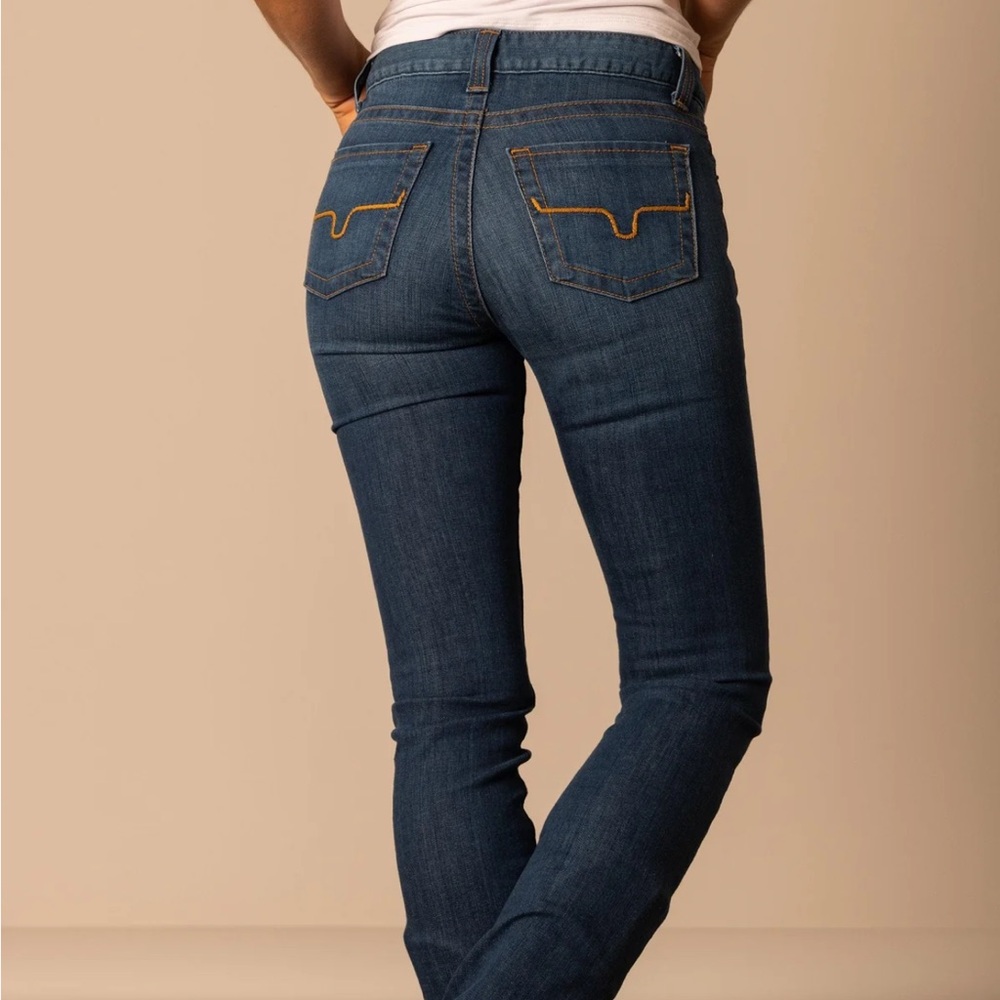 Kimes Ranch Betty 17